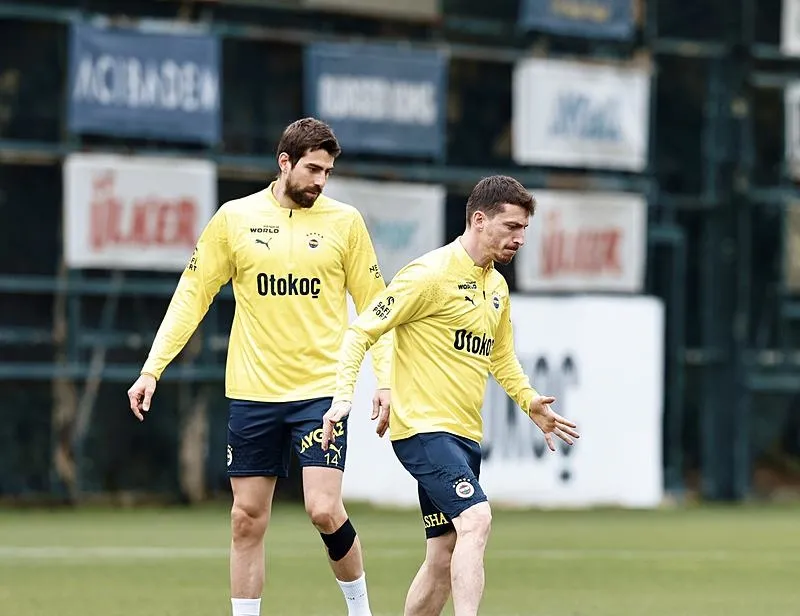 Kanarya ara bile vermedi