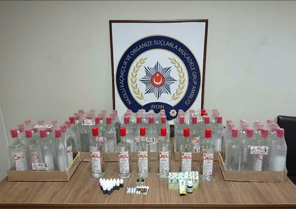 sahte-ickinin-bir-cay-kasigi-bile-zehirlenmeye-neden-olabilir-1603179906701.jpg Sahte içkinin bir çay kaşığı bile zehirlenmeye neden olabilir-3