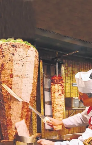 Almanya'da fiyatlar aldı başını gidiyor! Ekmek arası döner 6 Euro'ya yükselince Bild manşete taşıdı