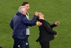 Jose Mourinho futbolcuları geçti!