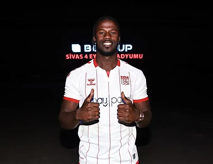 Keita Balde’den 2 yıllık imza