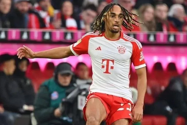 Bayern’den Sacha Boey kararı