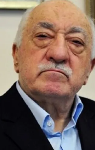 Hollanda'dan FETÖ'cülere oturma izni!