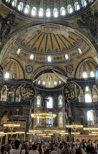 Yunan medyasının Ayasofya hazımsızlığı devam ediyor! Yalan iddiayla UNESCO'ya çağrı yaptılar