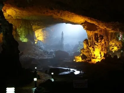 Bu mağaranın içine 40 katlı gökdelen sığar!