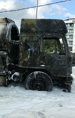 Tuzla'da akaryakıt istasyonunda yangın!