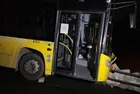 Sarıyer’de İETT otobüsü bariyere çarptı