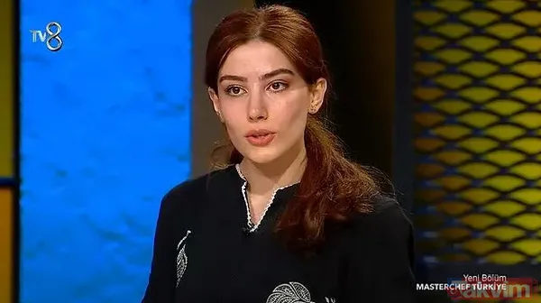 Masterchef Gülistan fena patladı 'telefonum yok arkadaşım yok' demişti büyük yalancı çıkmıştı! Şeflerin sabır sınavı Gülistan... - 11