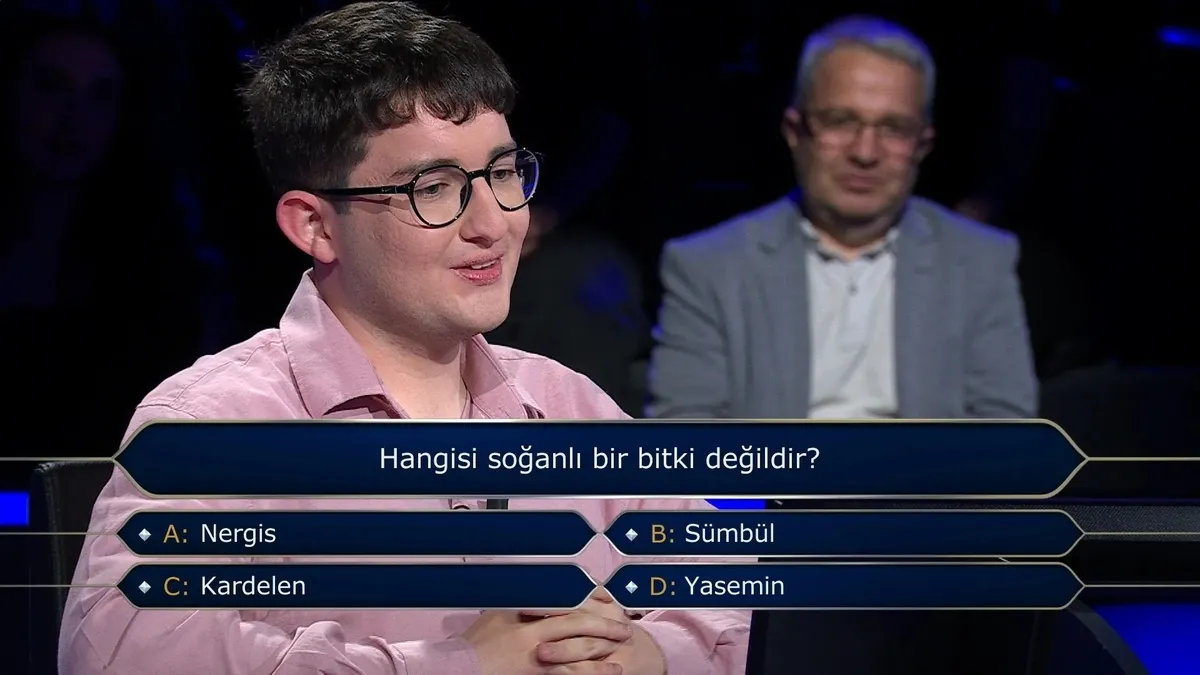 1791670035064.jpeg Kim Milyoner Olmak İster fragmanı yayınlandı: İşte Oktay Kaynarca ile dikkat çeken diyaloglar ve geçen hafta olanlar-3