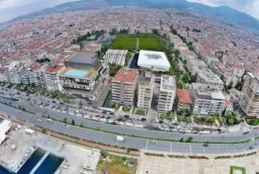 İzmir Karşıyaka’da 4 katlı bina mahkemeden satışta