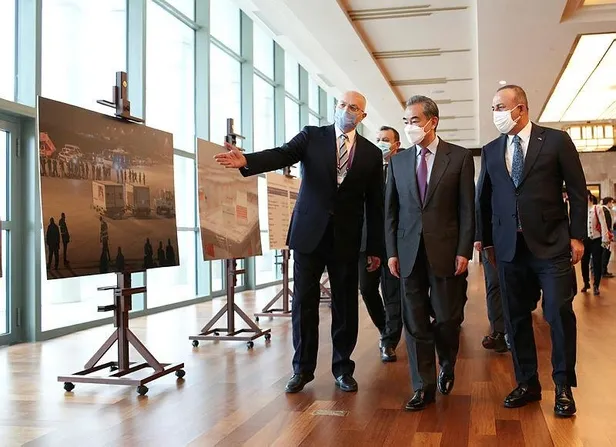 SON DAKİKA: Bakan Çavuşoğlu Çinli mevkidaşı Yi ile görüştü-5