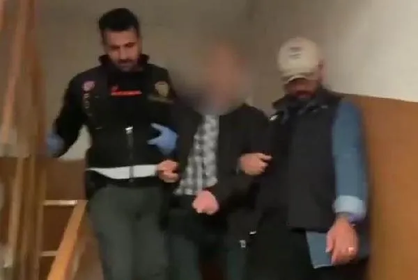 FETÖ operasyonunda 28 gözaltı