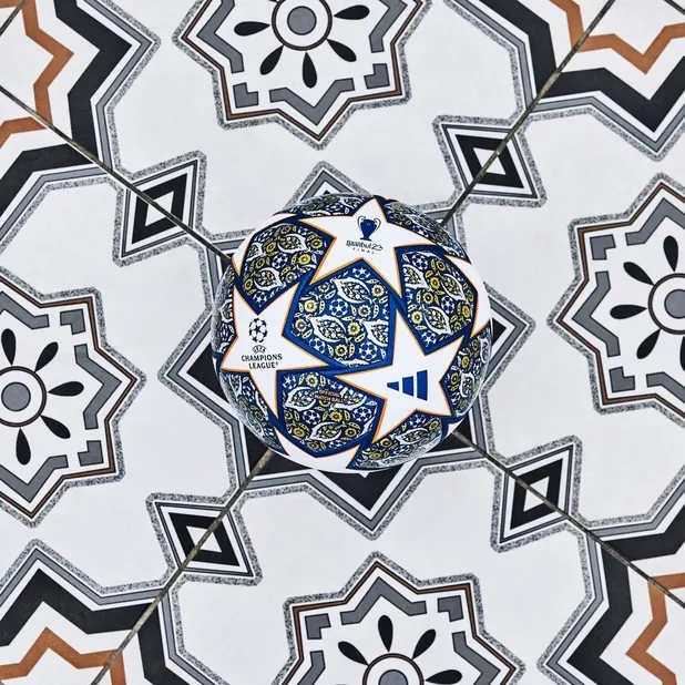 İstanbul'da oynanacak 2023 UEFA Şampiyonlar Ligi finalinin topu tanıtıldı!-3