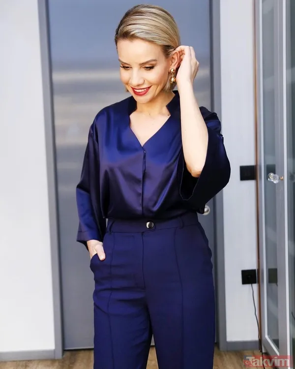 Esra Erol havuz başı pozlarıyla ortalığı yakıp kavurdu! - 1