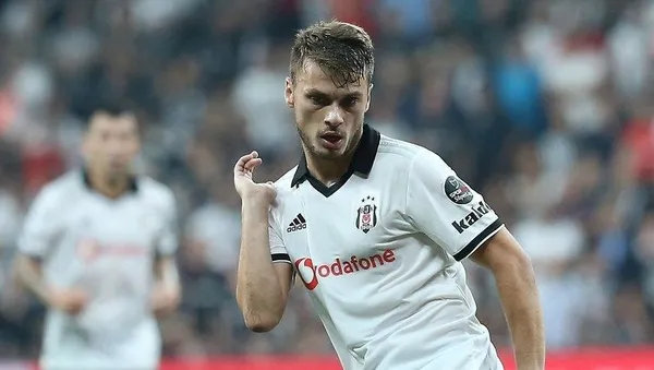 Beşiktaş'ta zoraki operasyon! Souza ve Gökhan’ın yokluğu farklı arayışlara itti-1
