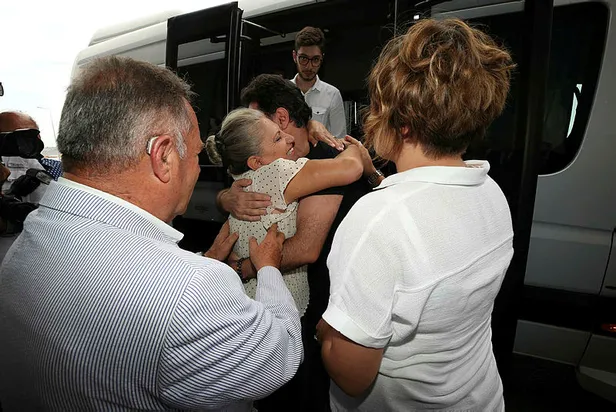 28 ay suçsuz yere hapis yattı ülkesini satmadı! Hakan Atilla Türkiye'de-1