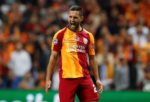 galatasaraya-andone-mujdesi-iste-galatasarayin-aytemiz-alanyaspor-kafilesi-1580819897160.jpg