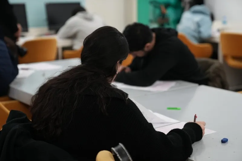 1-milyon-ogrenciye-lgsde-yeni-donem-beslenme-paketi-dagitilacak-1780659049762.jpeg 1 milyon öğrenciye LGS’de yeni dönem: Beslenme paketi dağıtılacak-3