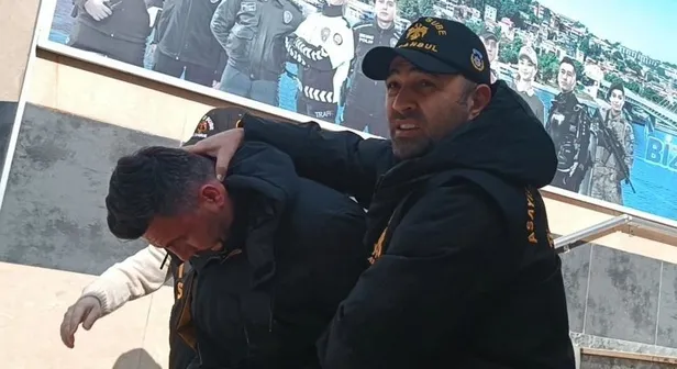 Deprem bölgesinde doktor olduğunu söyleyerek dolandırıcılık yapan elektrikçi tutuklandı-4