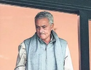 Mourinho maçı takip etti