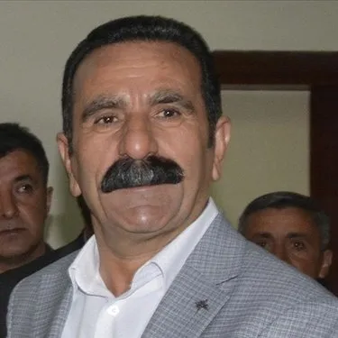 PKK’lı Mehmet Sıddık Akış görevden alınınca DEM Partili ve PKK’lılar sokakları karıştırdı! ’Kobani’yi örgütleyenleriz’’ | 3 gözaltı