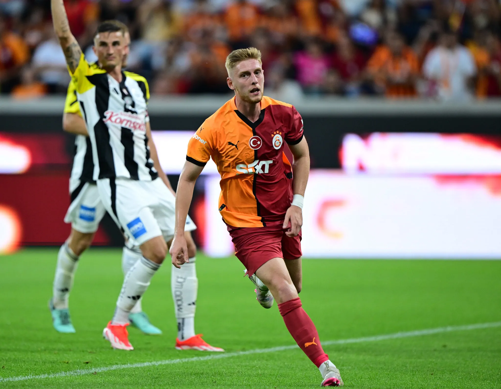 Galatasaray'dan Beşiktaş'a dev çalım! Planlar altüst oldu - 8