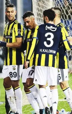 Fenerbahçe'de Nabil Dirar kadrodan çıkarıldı