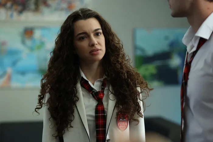 kardeslerim-107-bolum-fragmani-heyecani-arttirdi-evleniyoruz-biz-1701241542047.jpg Kardeşlerim 107. bölüm fragmanı heyecanı arttırdı: Evleniyoruz biz!-4