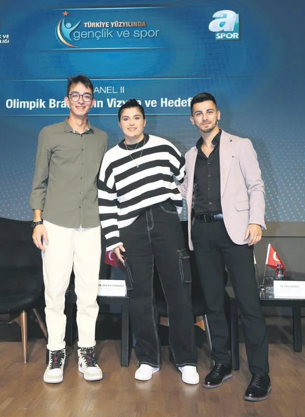 turkiye-yuzyilinda-genclik-ve-spor-zirvesi-turk-sporu-turkuvaz-medyada-bulustu-1671150933892.jpeg Türkiye Yüzyılında Gençlik ve Spor Zirvesi! Türk sporu, Turkuvaz Medya’da buluştu...-2