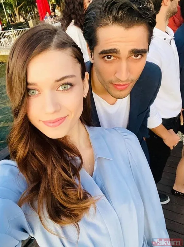 Afra Saraçoğlu ile Mert Ramazan Demir teknede dudak dudağa yakalandı! Yılın aşkından ilk görüntü ortalık yıkıldı Yalı Çapkını aşıkları... - 18