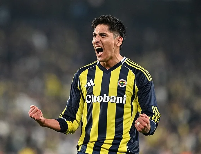 Ülkesinde gündem oldu