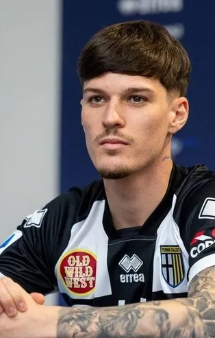 İlle de Roman olsun