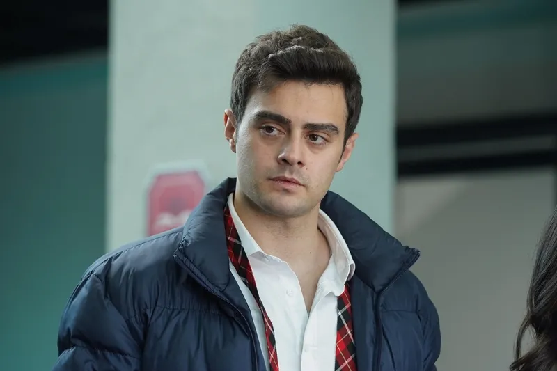 kardeslerim-130-bolum-fragmani-yayinlandi-annenin-olumune-ben-sebep-oldum-1716373607362.jpg Kardeşlerim 130. bölüm fragmanı yayınlandı: “Annenin ölümüne ben sebep oldum”-3