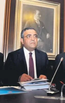 CHP’nin ‘FETÖ’ raporu fos çıktı