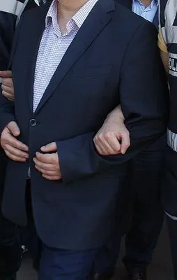 FETÖ'nün emniyet yapılanmasına operasyon
