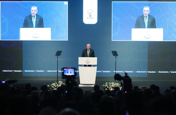 son-dakika-baskan-recep-tayyip-erdogandan-blockchain-istanbulda-blokzincir-istanbul-onemli-aciklamalar-1666358110444.jpg