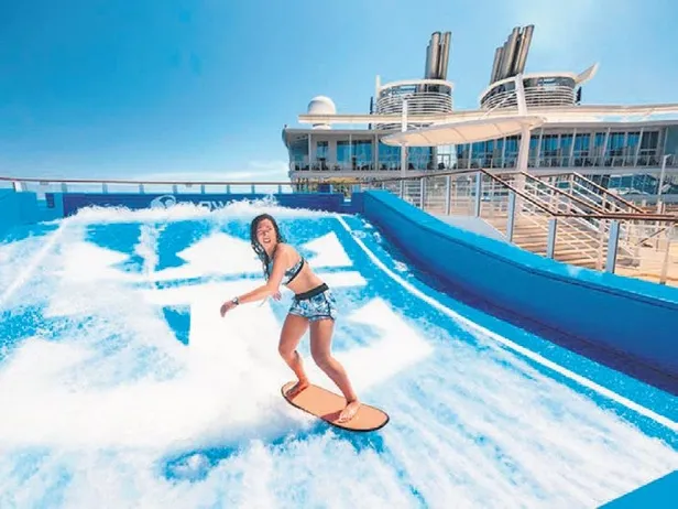 12-milyar-sterlinlik-cruise-gemisi-parcalanacak-1662075708735.jpeg 1.2 milyar sterlinlik Cruise gemisi parçalanacak!-2