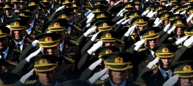 FETÖ'cü hainleri göreve atayan kirli el kim?