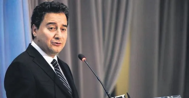 Ali Babacan'ı imza ele verdi