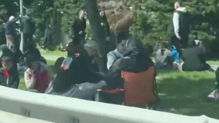 Okmeydanı’nda vatandaşlar sokağa çıktı