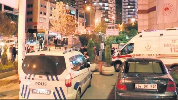 Büfe sahibi ile tartışan müşteri, tabancasını aldı masum kişiyi öldürdü-1