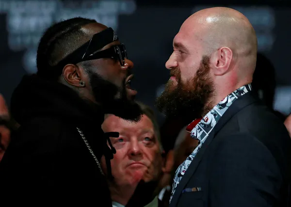 tyson-fury-ile-deontay-wilder-arasindaki-ucuncu-macin-tarihi-9-ekim-1626389746696.jpg