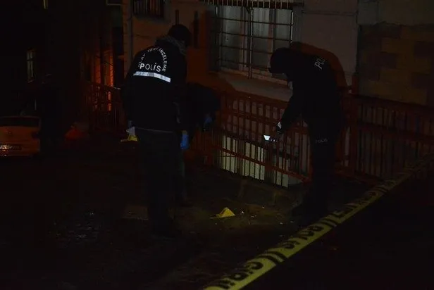 istanbul-kagithanede-silahli-saldiriya-ugrayan-taksici-oldu-1610221906103.jpeg İstanbul Kağıthane'de silahlı saldırıya uğrayan taksici öldü!-5