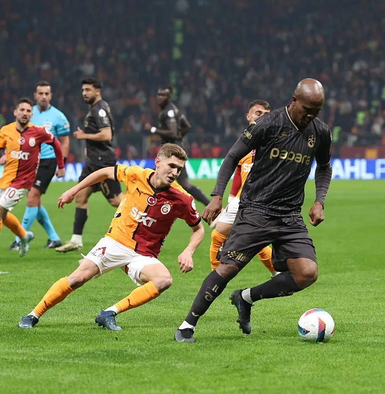 Hocaların hedefi zafer! Trabzonspor - Galatasaray derbisinin 11'leri netleşti - 14