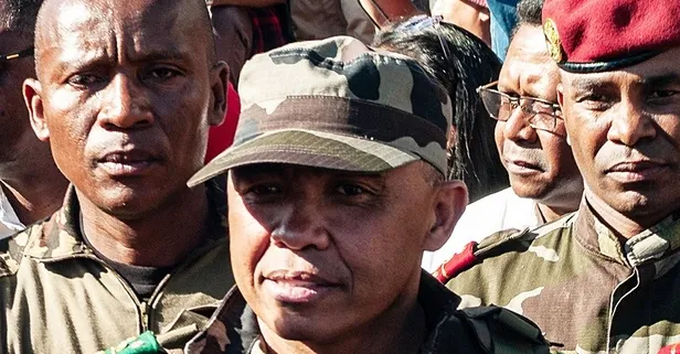 Madagaskar'da 2 yıl geçiş dönemi! Darbe lideri Michael Randrianirina cumhurbaşkanı oluyor
