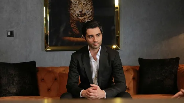 Ekranları sallıyor! EDHO’nun Tipi’si hakkındaki şaşırtan geçek! Ünlü oyuncu Savaş Özdemir gerçekte...-13