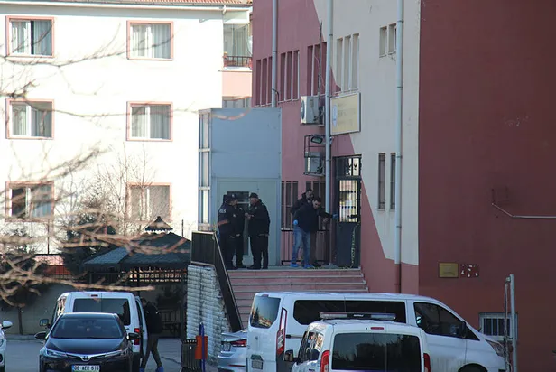 Son dakika: Ankara'da lisede dehşet! Okul müdürünü vurup intihar etmeye kalktı-3