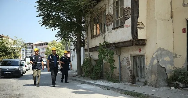 Balıkesir Sındırgı'da hasarlar tespit ediliyor: Çalışmaların yüzde 80'i tamamlandı