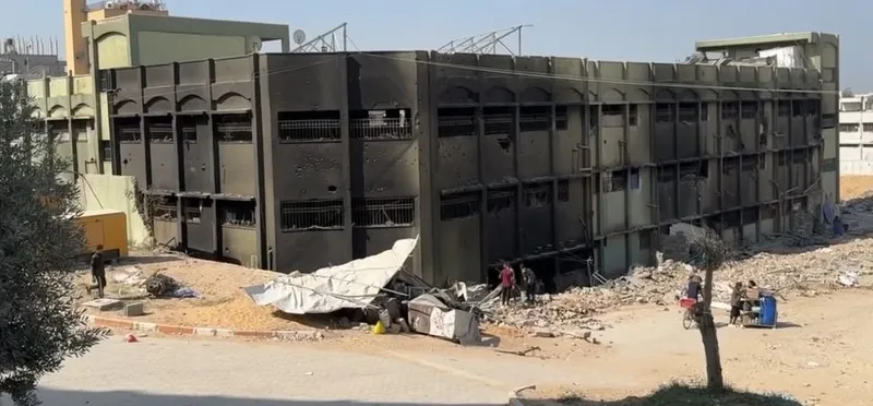 Enkaz yığınına dönen Gazze'de insanlık dramı sürüyor! Sokaklardan "çürümüş ceset kokuları" yayılıyor-4