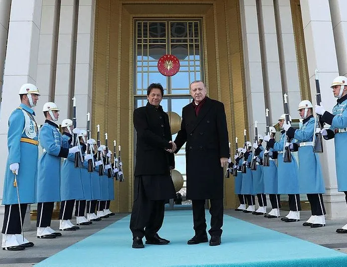 Erdoğan’ın liderliğine övgü